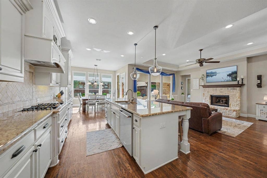 3714 Mesquite Court, Celina, TX 75009