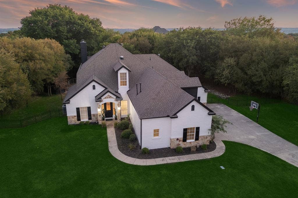 101 Deer Crossing Way, Azle, TX 76020