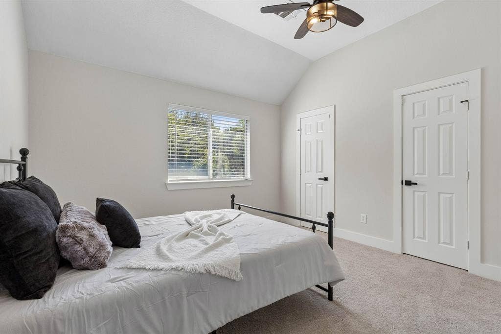 101 Deer Crossing Way, Azle, TX 76020
