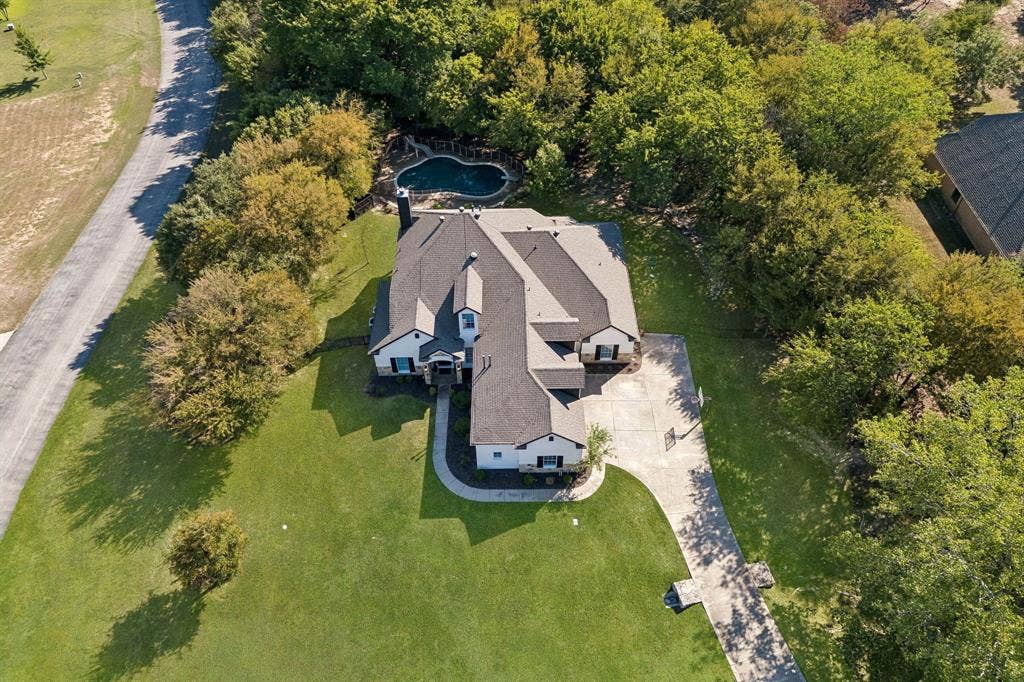 101 Deer Crossing Way, Azle, TX 76020