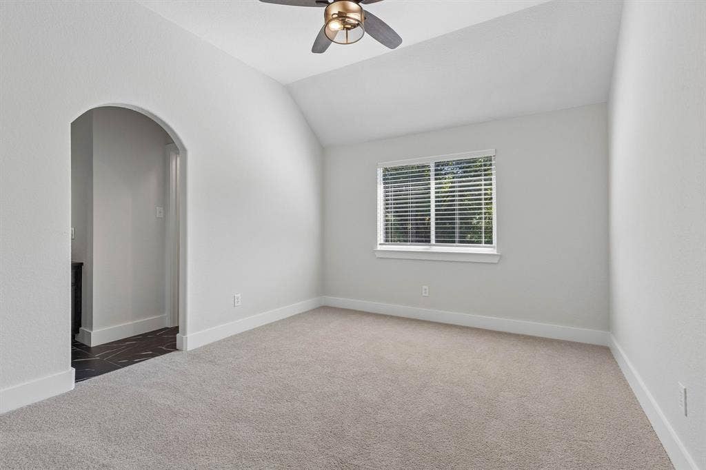101 Deer Crossing Way, Azle, TX 76020