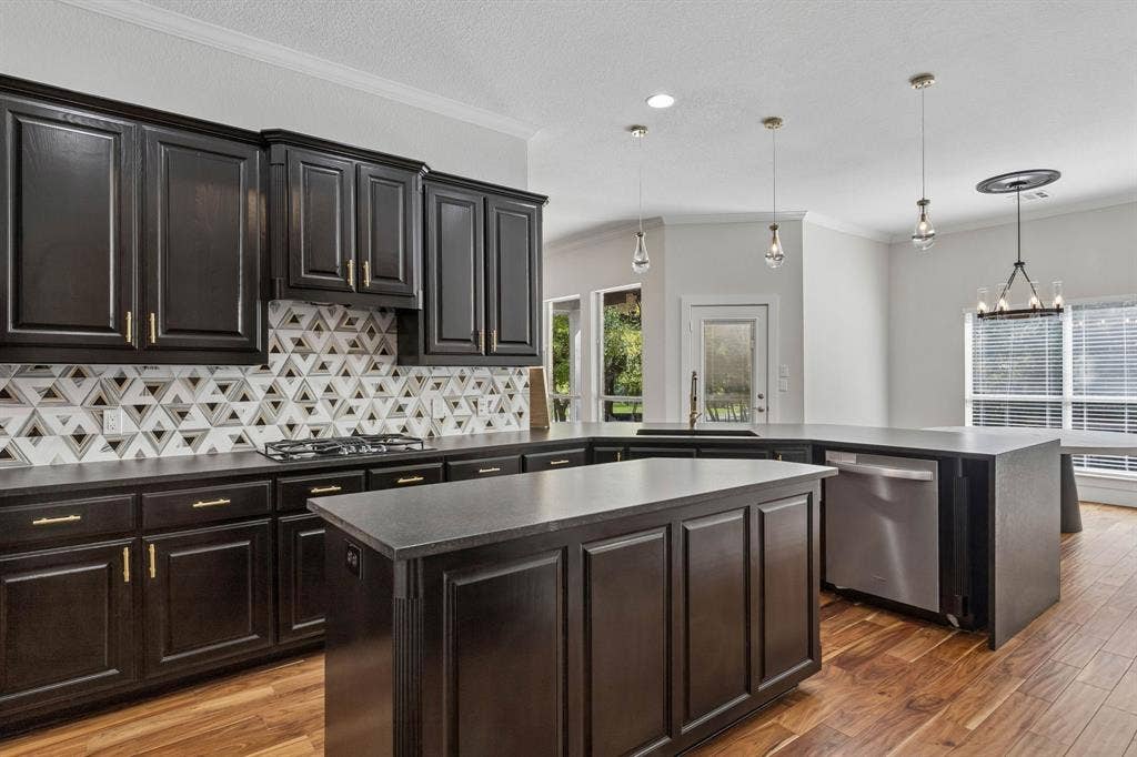 101 Deer Crossing Way, Azle, TX 76020