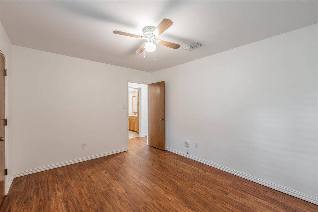 1010 Purdue Drive, Arlington, TX 76012