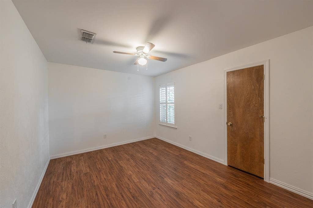 1010 Purdue Drive, Arlington, TX 76012