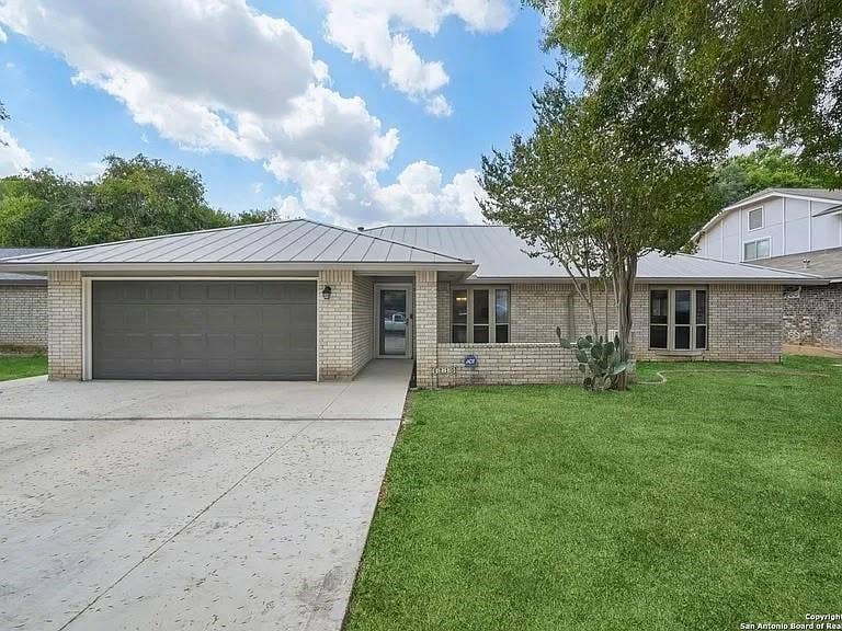 Property photo for 6210 Braidwood St, San Antonio, TX