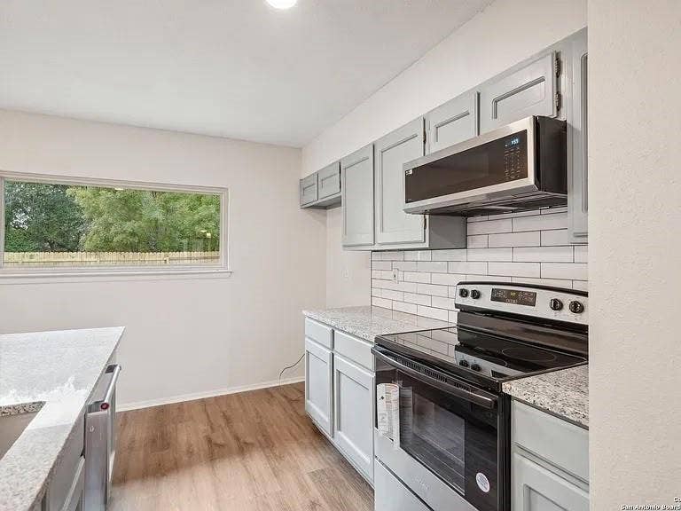 6210 Braidwood St, San Antonio, TX 78249 6210 Braidwood St, San Antonio, TX 78249
