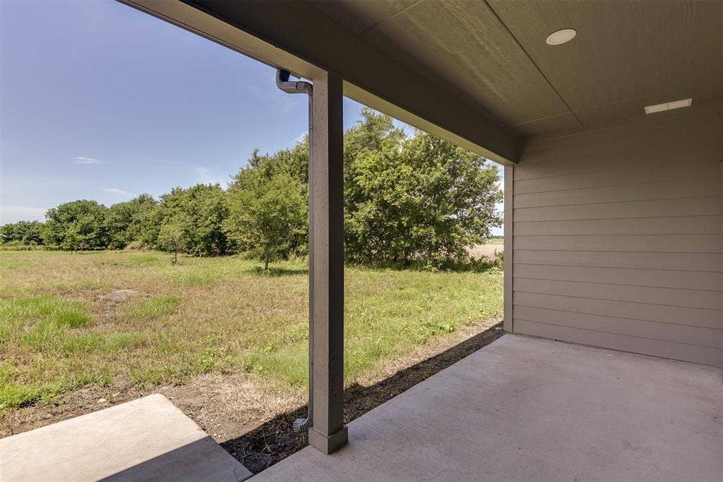 211 Davenport, Italy, TX 76651 211 Davenport, Italy, TX 76651