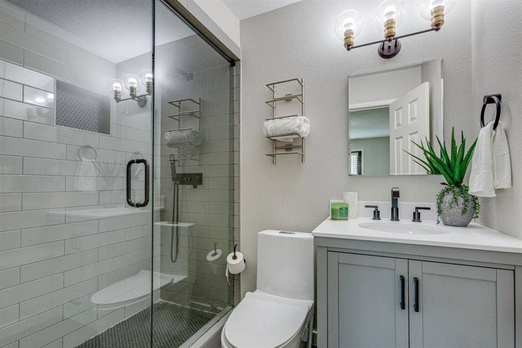 10119 Regal Park Lane, #104, Dallas, TX 75230