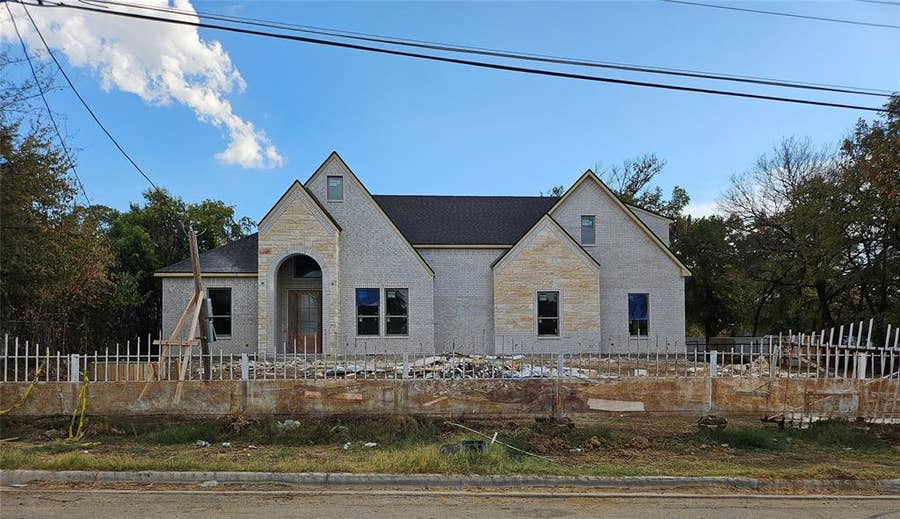 Property photo for 2820 Fairway Drive, Fort Worth, TX