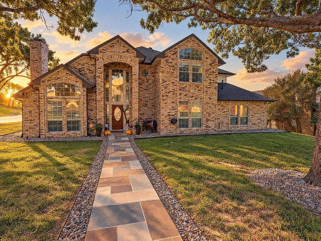 1601 N Hills Drive, Rockwall, TX 75087 1601 N Hills Drive, Rockwall, TX 75087