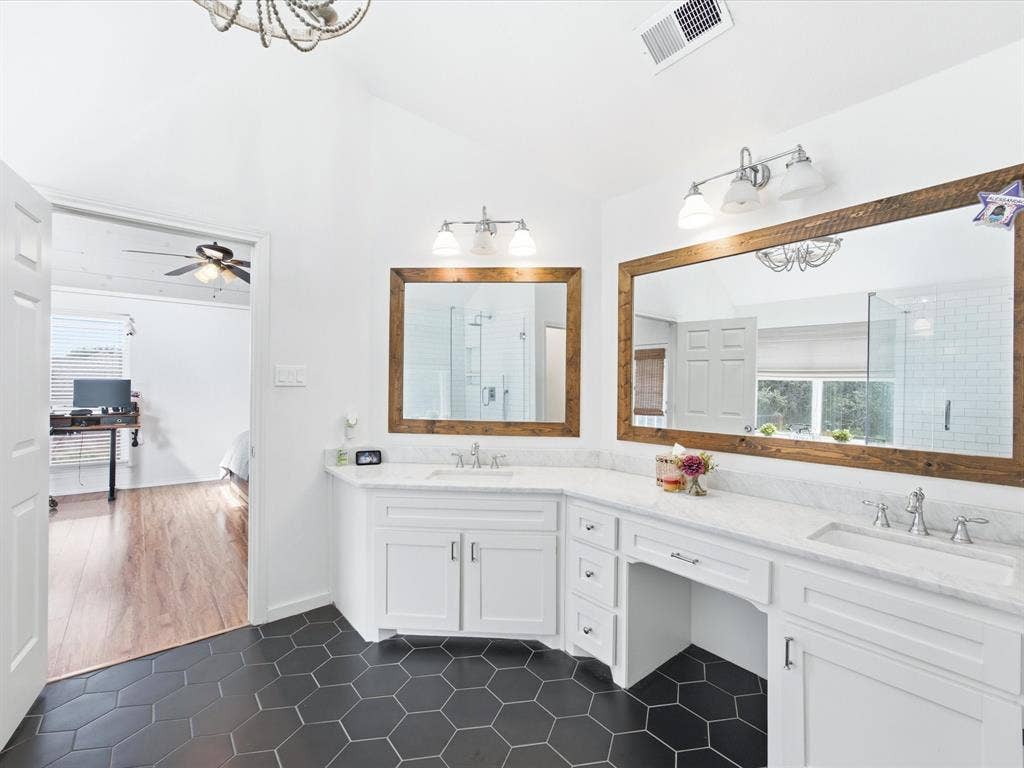1601 N Hills Drive, Rockwall, TX 75087 1601 N Hills Drive, Rockwall, TX 75087