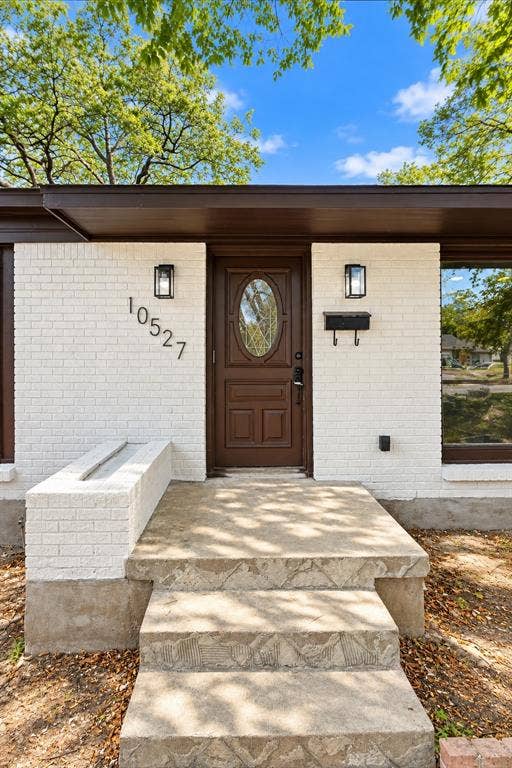 10527 Cayuga Drive, Dallas, TX 75228