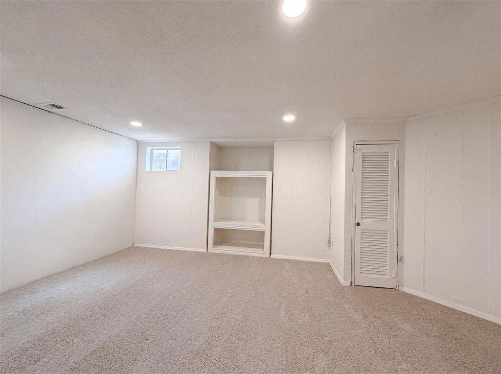 3805 Brookfield Drive, Arlington, TX 76001