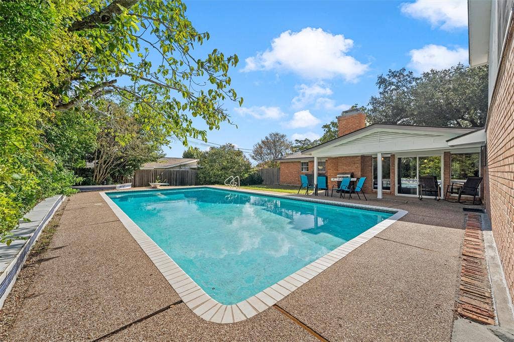 5713 Roberts Drive, Waco, TX 76710 5713 Roberts Drive, Waco, TX 76710