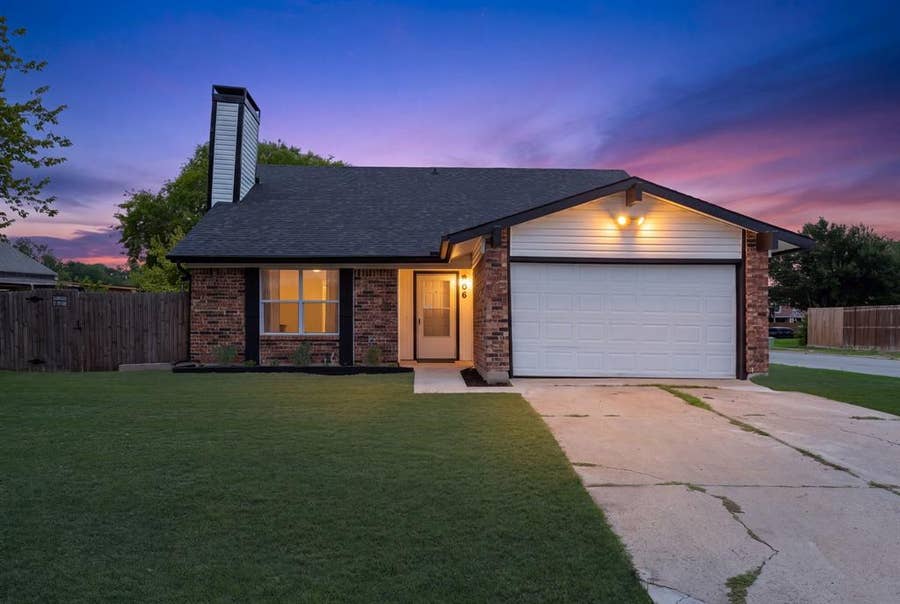 Property photo for 506 E Springdale Lane, Grand Prairie, TX