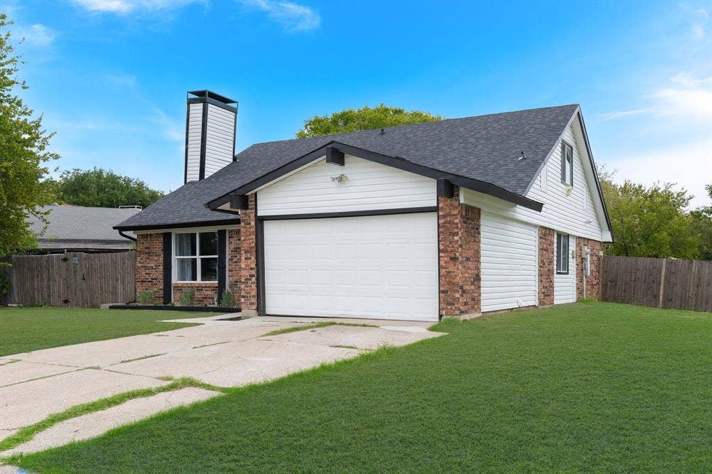 506 E Springdale Lane, Grand Prairie, TX 75052