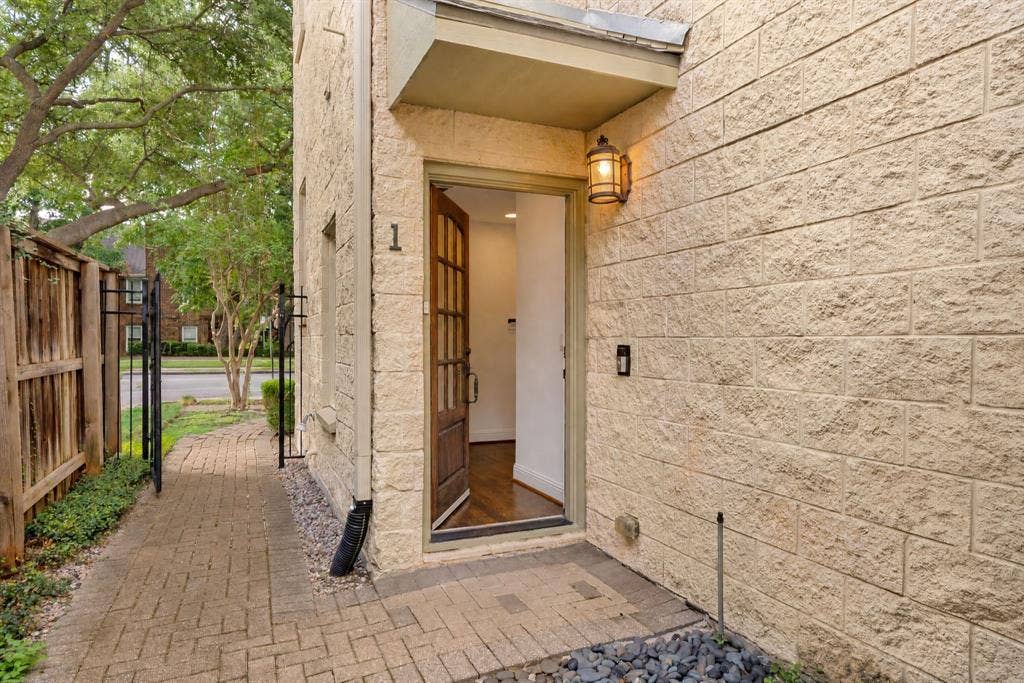 4140 Emerson Avenue, #1, University Park, TX 75205 4140 Emerson Avenue, #1, University Park, TX 75205