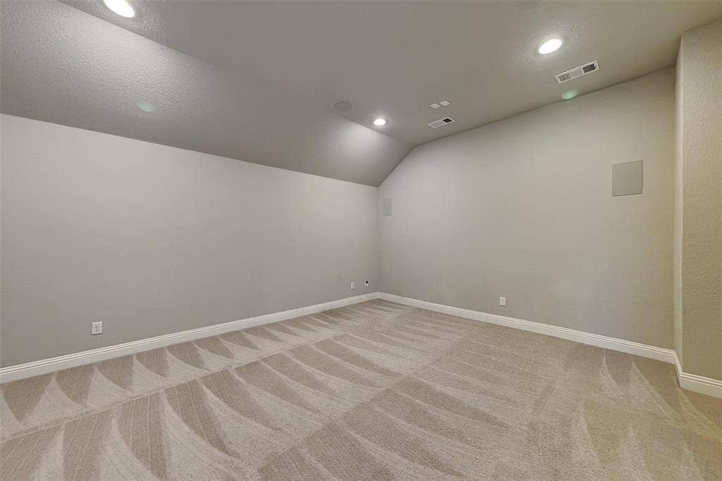 7801 Avondale Drive, McKinney, TX 75070 7801 Avondale Drive, McKinney, TX 75070