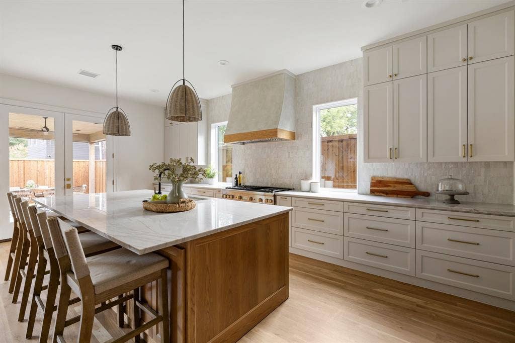 7158 Dalewood Lane, Dallas, TX 75214 7158 Dalewood Lane, Dallas, TX 75214