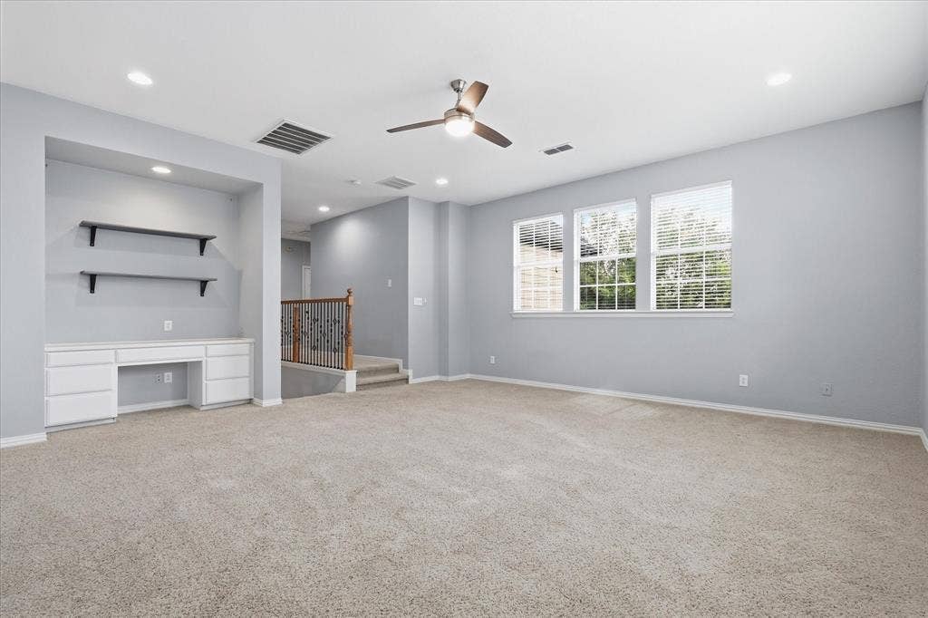 861 Bradford Street, Lantana, TX 76226 861 Bradford Street, Lantana, TX 76226