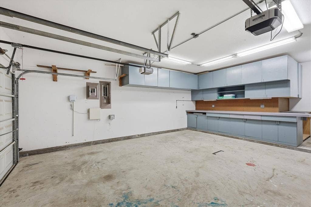 861 Bradford Street, Lantana, TX 76226 861 Bradford Street, Lantana, TX 76226