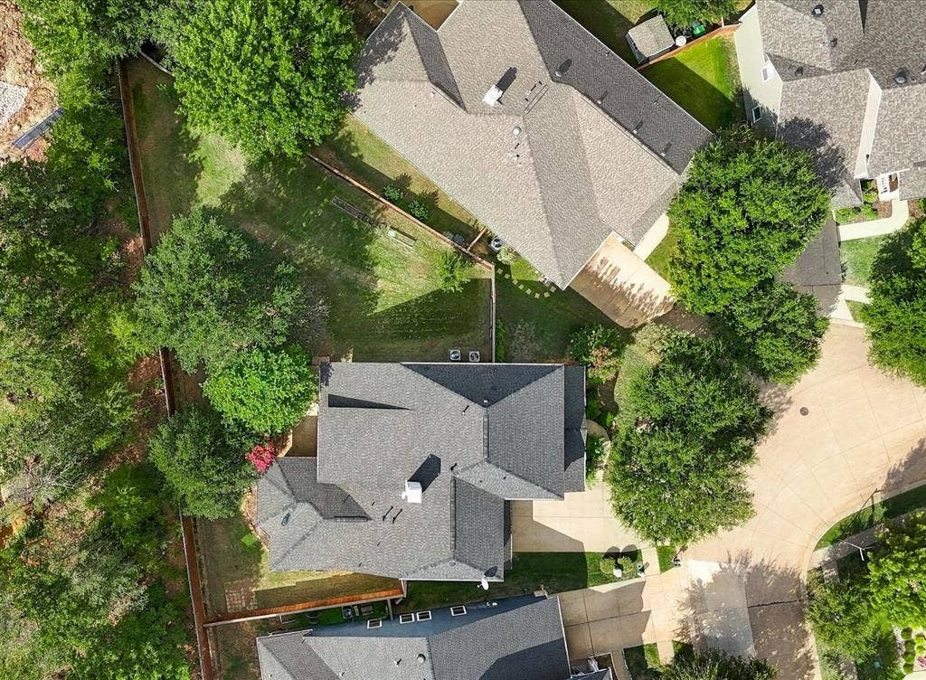 861 Bradford Street, Lantana, TX 76226 861 Bradford Street, Lantana, TX 76226