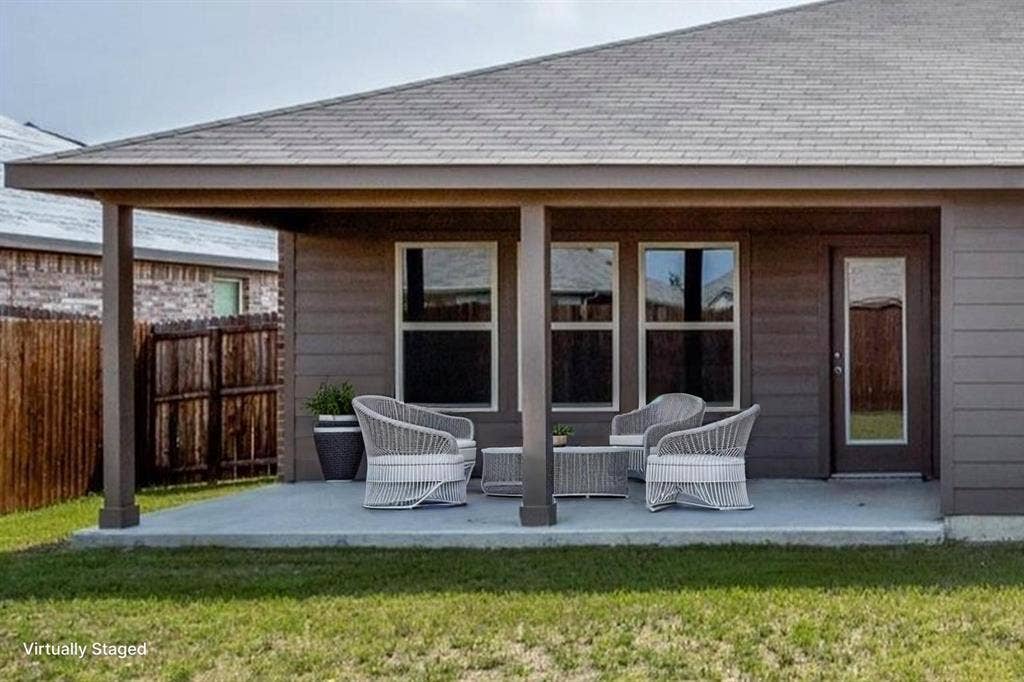 808 Saddle Horn Way, Royse City, TX 75189 Back Covered Patio - Virtually Staged