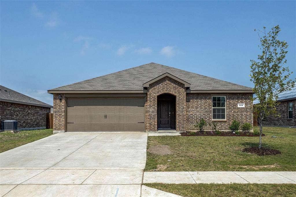 808 Saddle Horn Way, Royse City, TX 75189 808 Saddle Horn Way, Royse City, TX 75189