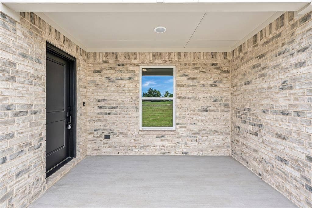 132 Aslan Road, Poolville, TX 76487
