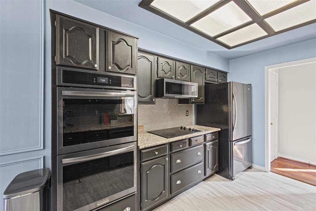 7449 Courtside Drive, Garland, TX 75044