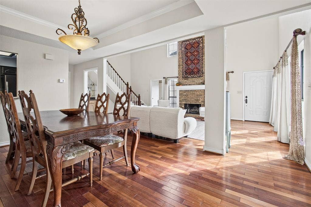 7449 Courtside Drive, Garland, TX 75044