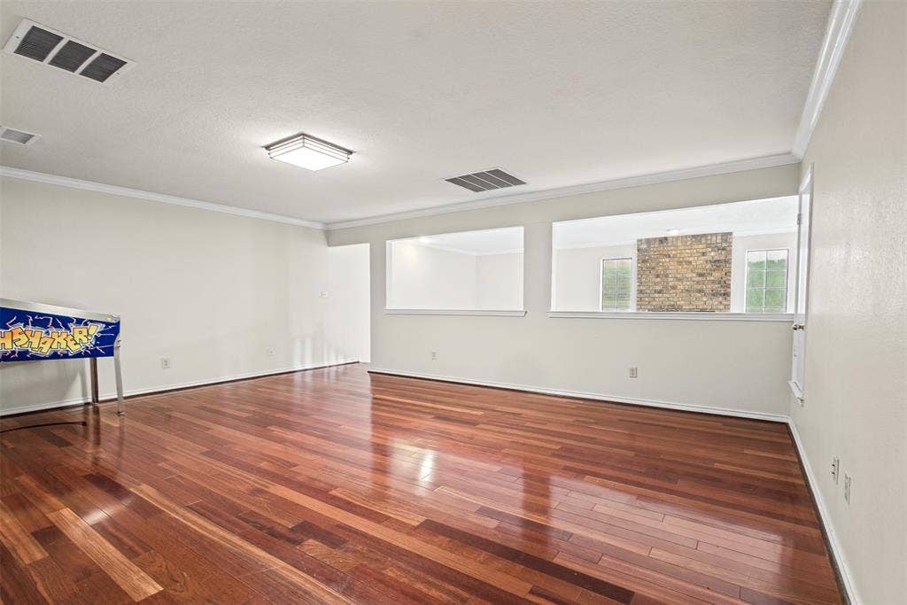 7449 Courtside Drive, Garland, TX 75044