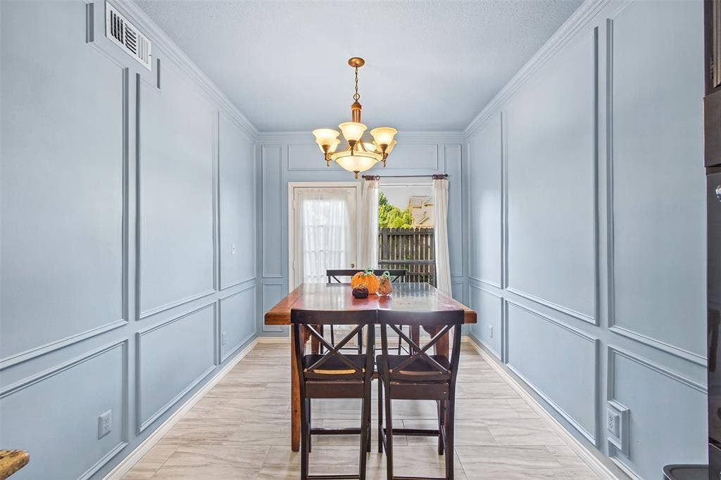7449 Courtside Drive, Garland, TX 75044