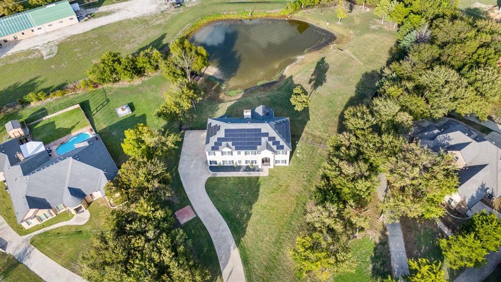 Enjoy being a part of nature and only 16 miles from downtown Dallas.