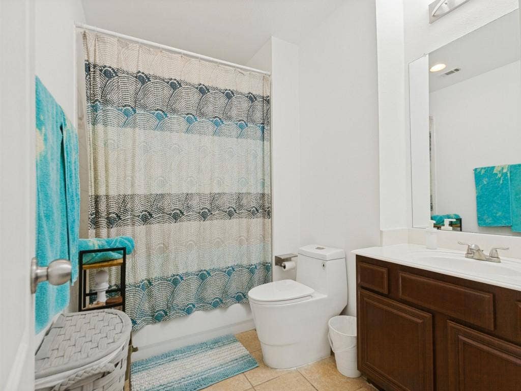 810 Grove Drive, Garland, TX 75040 810 Grove Drive, Garland, TX 75040