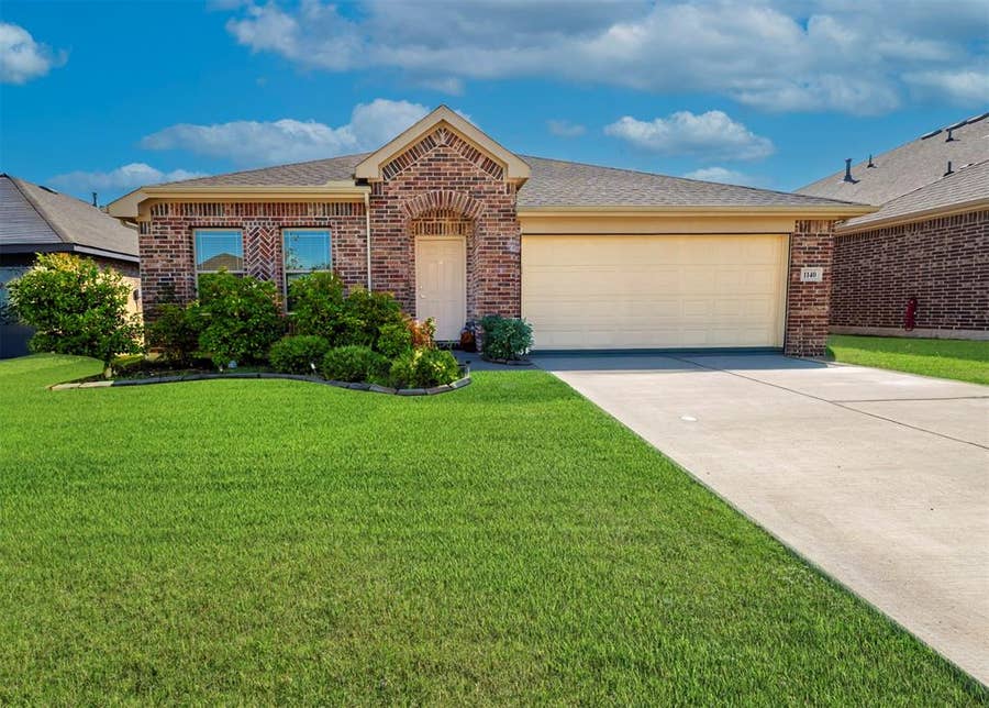 Property photo for 1140 Nighthawk Trail, Alvarado, TX