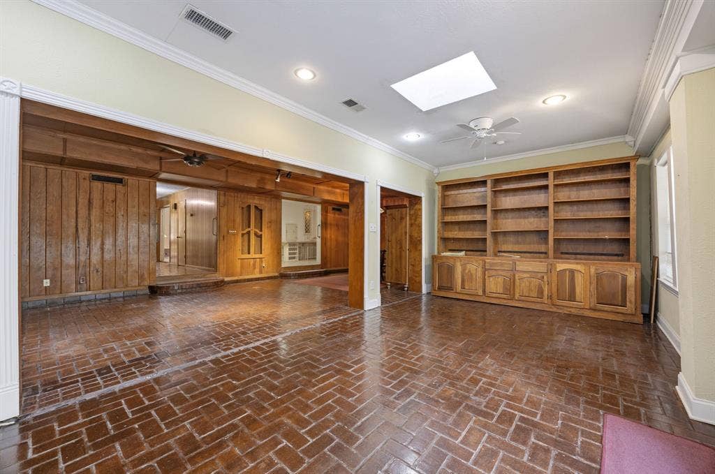 1513 Francis Street, Carrollton, TX 75006 1513 Francis Street, Carrollton, TX 75006