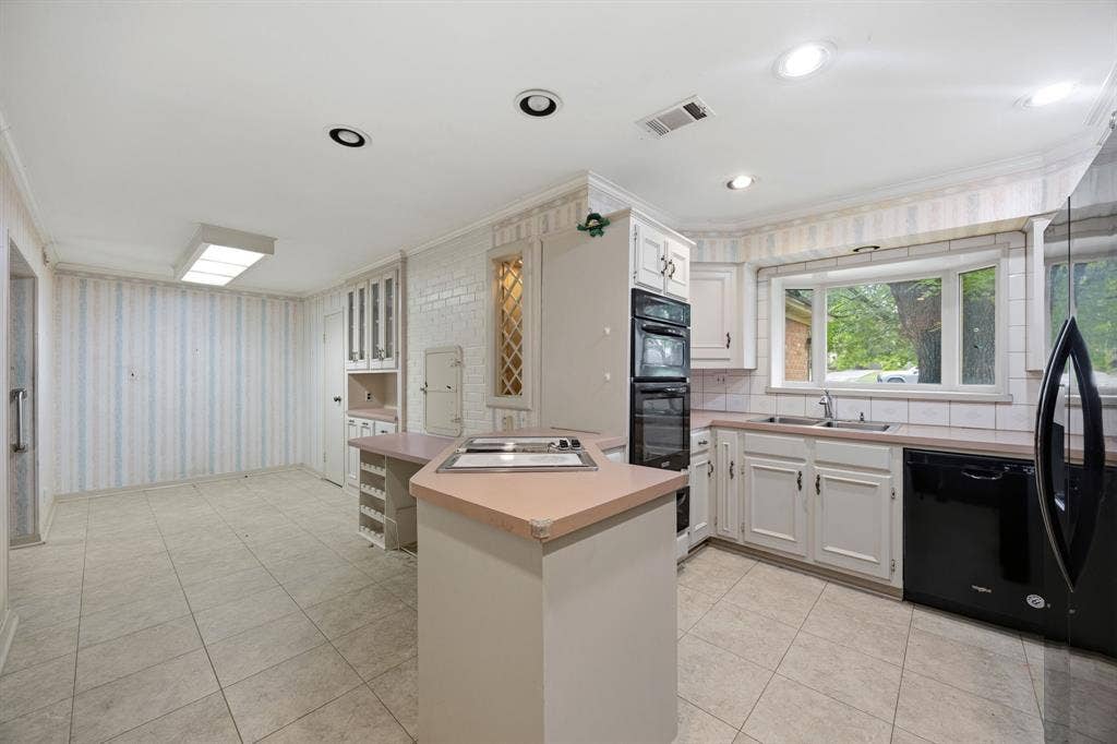 1513 Francis Street, Carrollton, TX 75006 1513 Francis Street, Carrollton, TX 75006