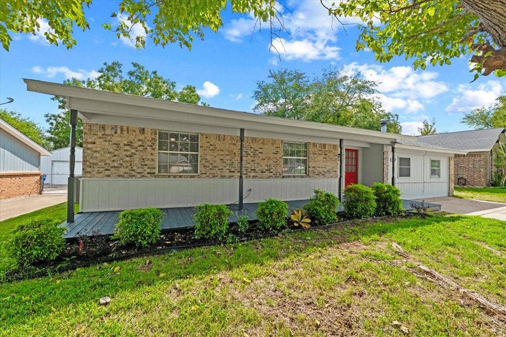 829 Quail Terrace, Mansfield, TX 76063