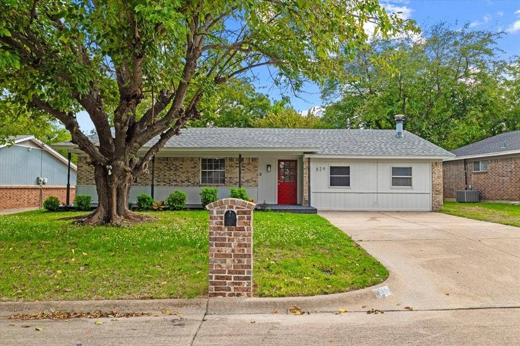 829 Quail Terrace, Mansfield, TX 76063