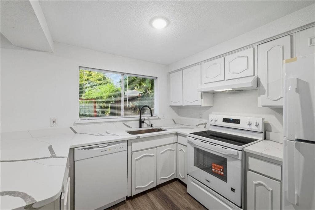 829 Quail Terrace, Mansfield, TX 76063