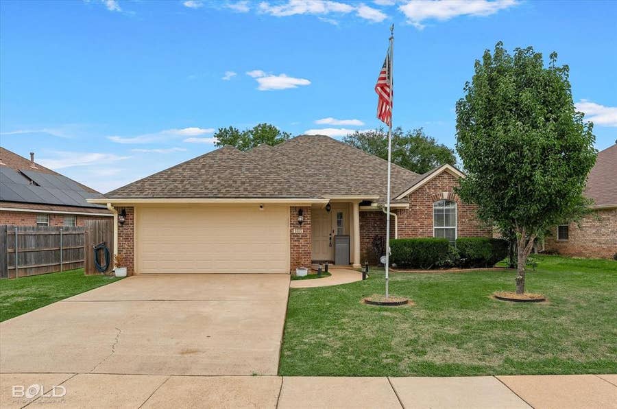 Property photo for 6005 Hollyhock Lane, Bossier City, LA