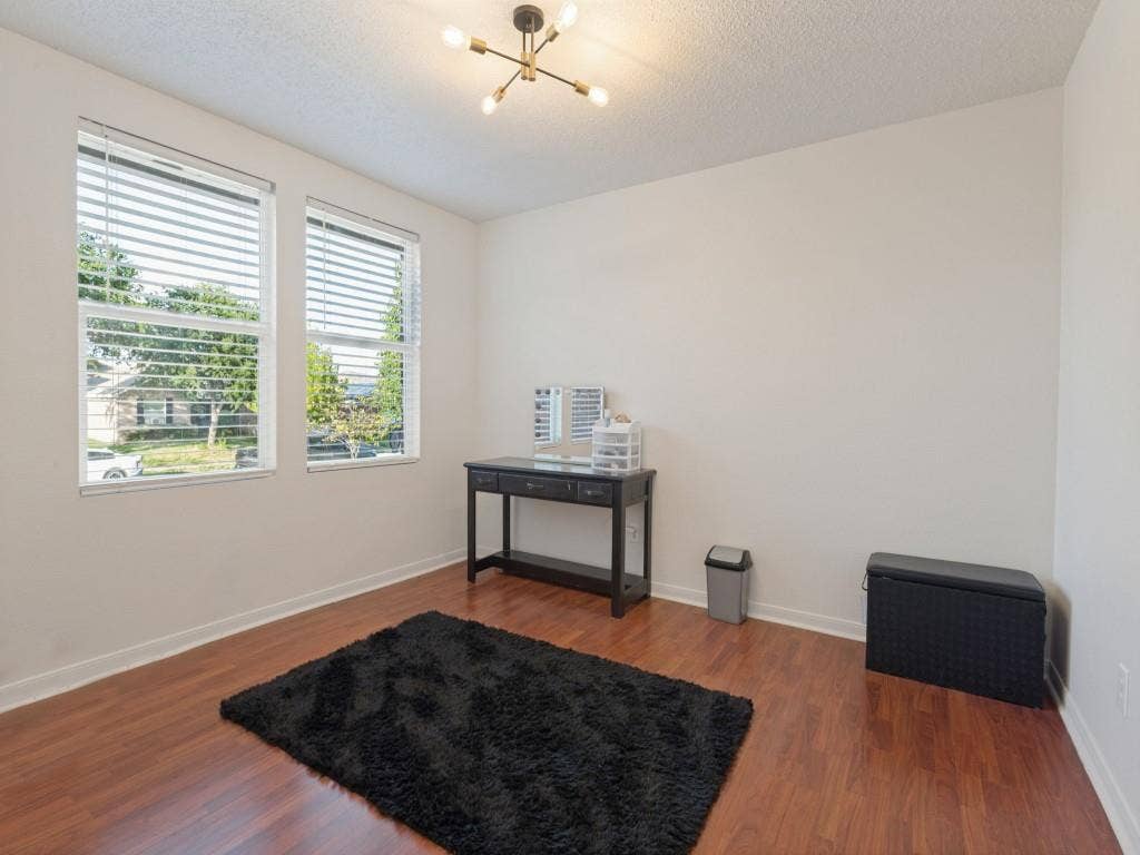 2043 Cap Rock Lane, Grand Prairie, TX 75052 2043 Cap Rock Lane, Grand Prairie, TX 75052