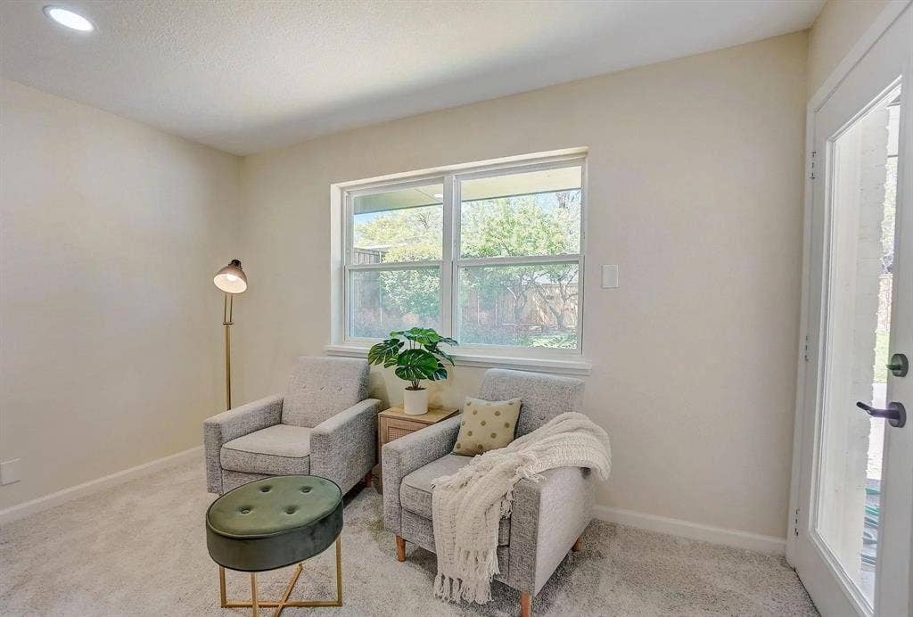3040 Ponder Place, Dallas, TX 75229 3040 Ponder Place, Dallas, TX 75229