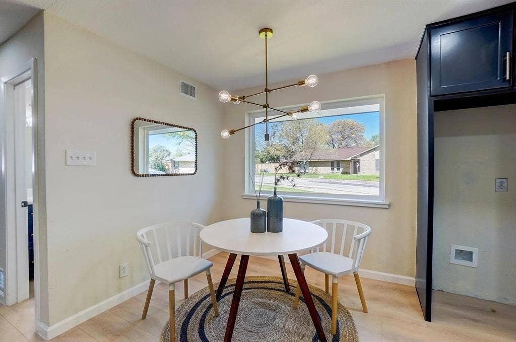 3040 Ponder Place, Dallas, TX 75229 3040 Ponder Place, Dallas, TX 75229
