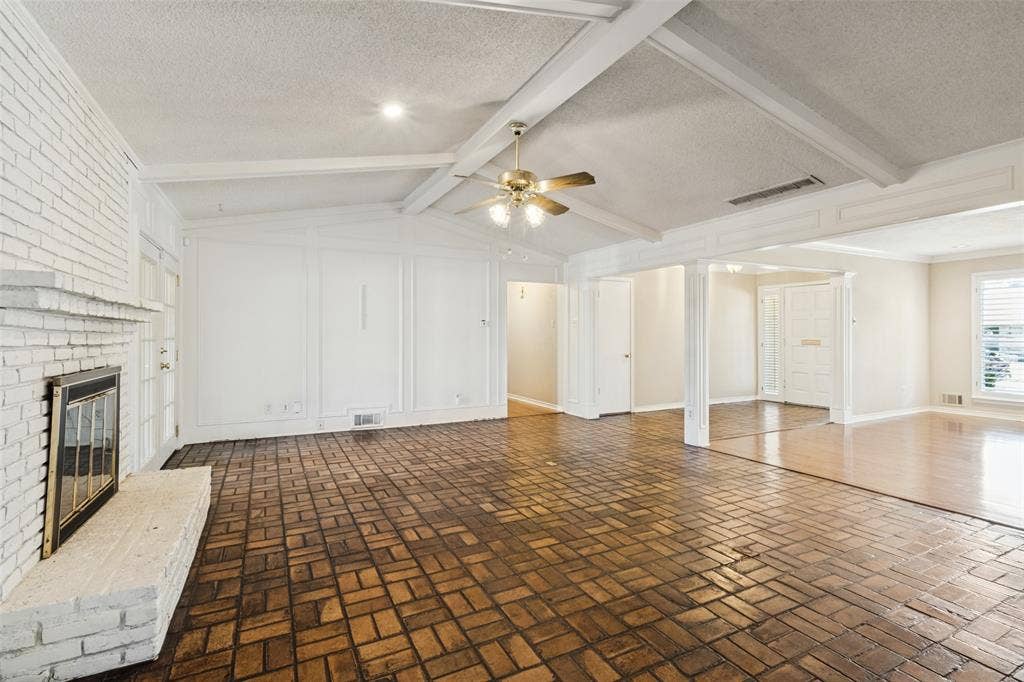 vaulted ceilings with fireplace