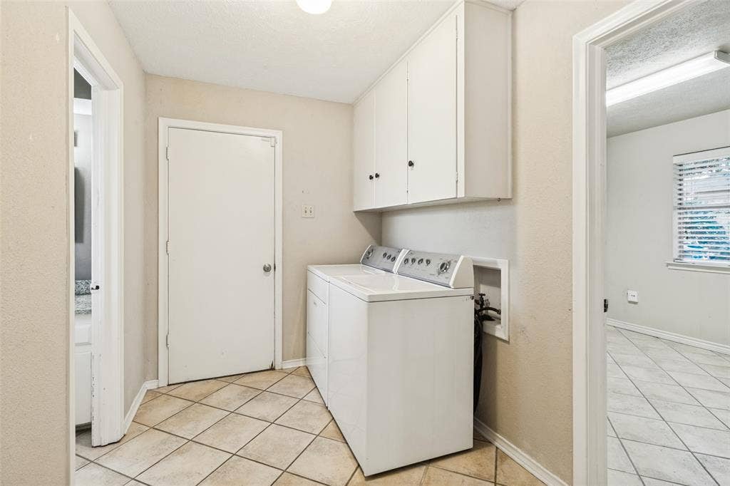 9351 Heatherdale Drive, Dallas, TX 75243