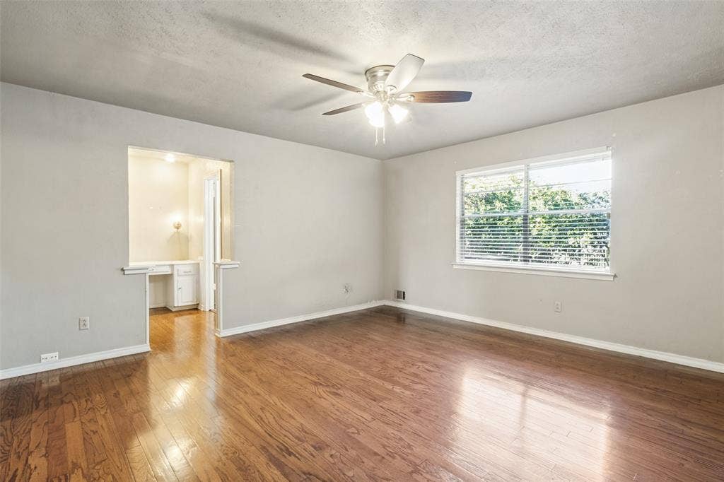 9351 Heatherdale Drive, Dallas, TX 75243