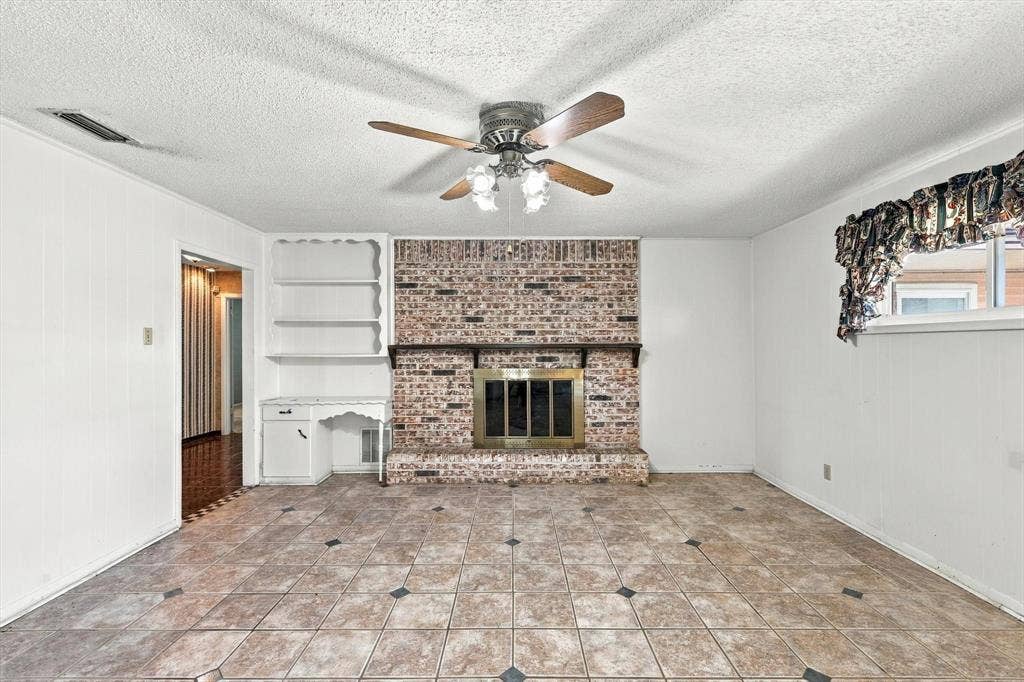 1110 Tipton Road, Irving, TX 75060 1110 Tipton Road, Irving, TX 75060