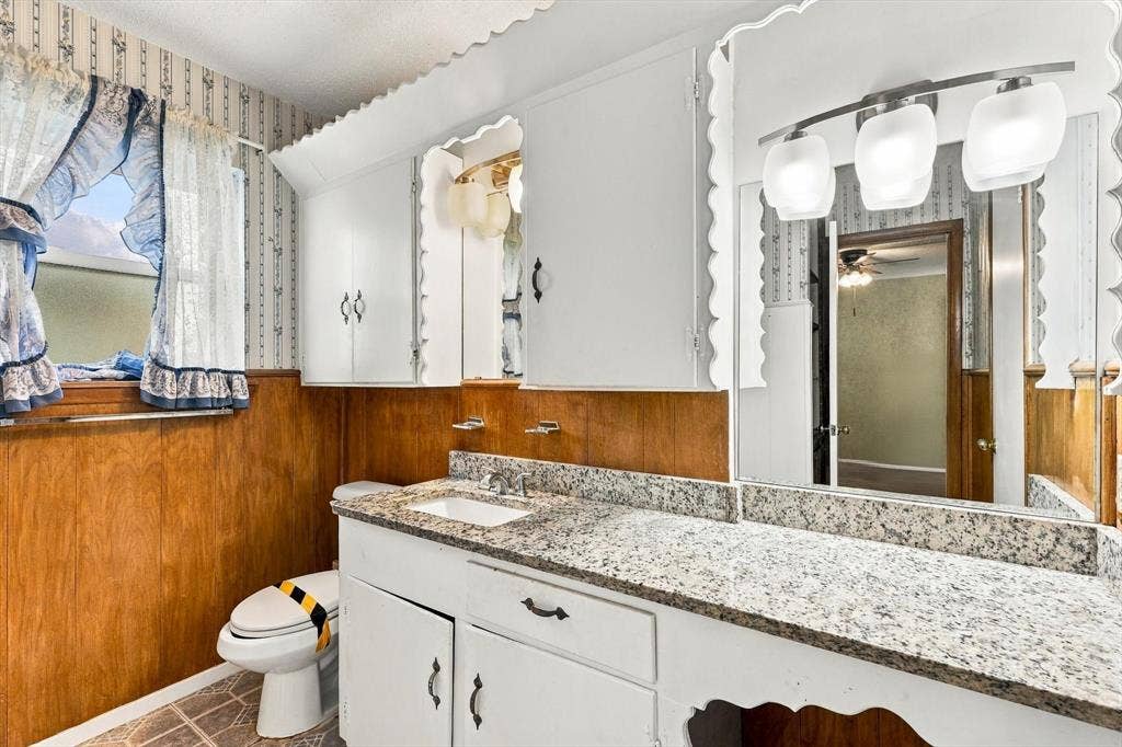 1110 Tipton Road, Irving, TX 75060 1110 Tipton Road, Irving, TX 75060